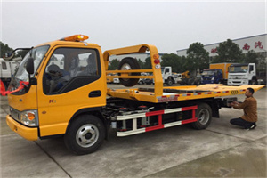 开鲁哪里有拖车服务