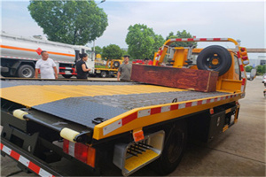 开鲁附近拖车电话号码服务